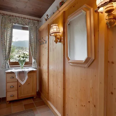 Traditionelles Ferienh * 솔