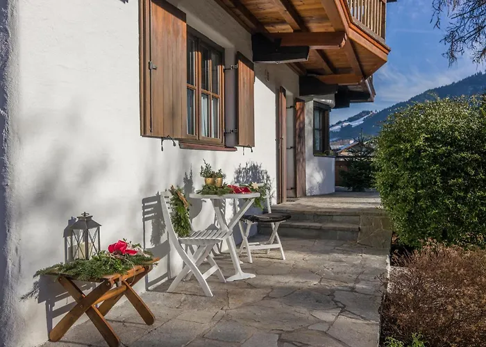 Traditionelles Ferienh *