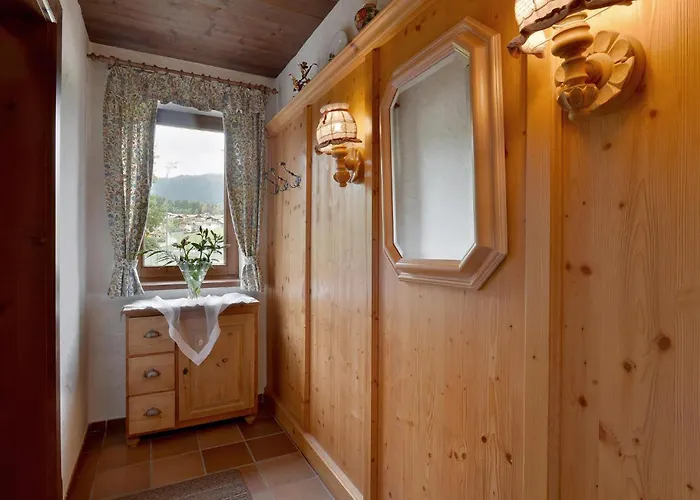 Traditionelles Ferienh * Зёлль